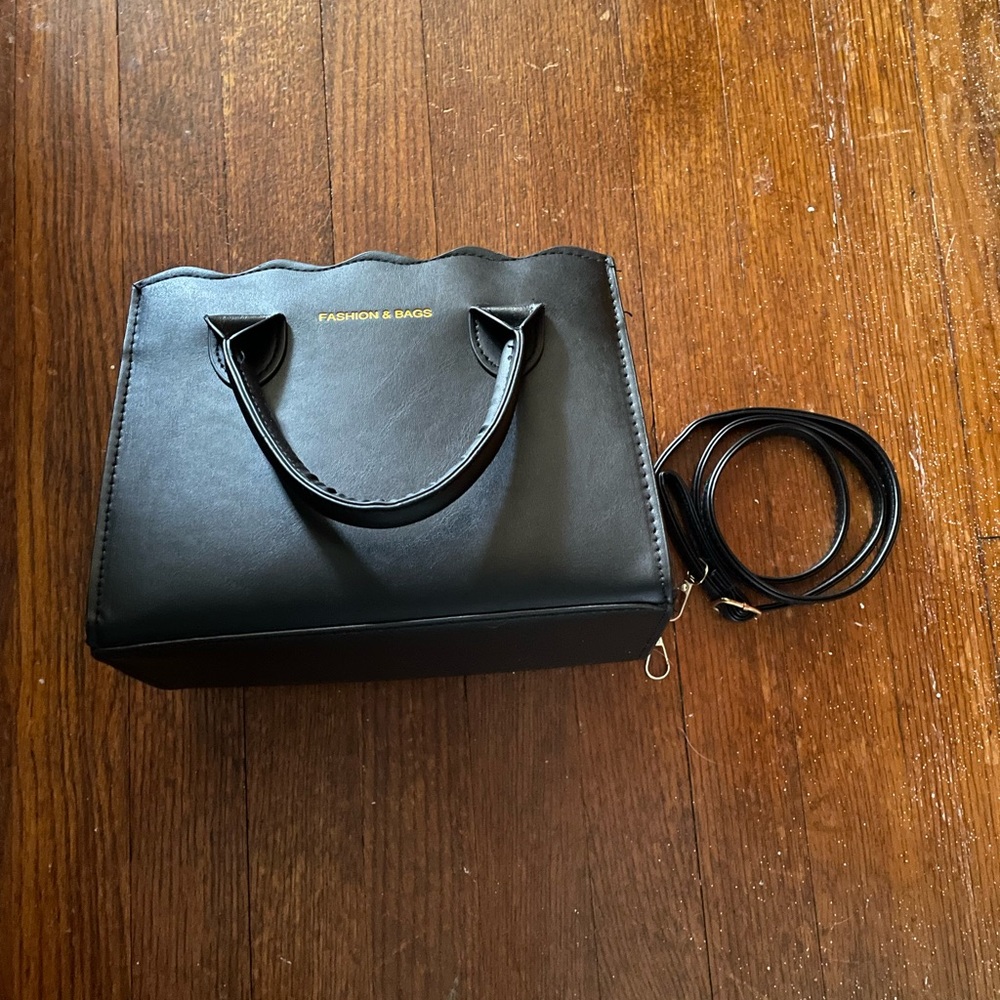 Tote handbag